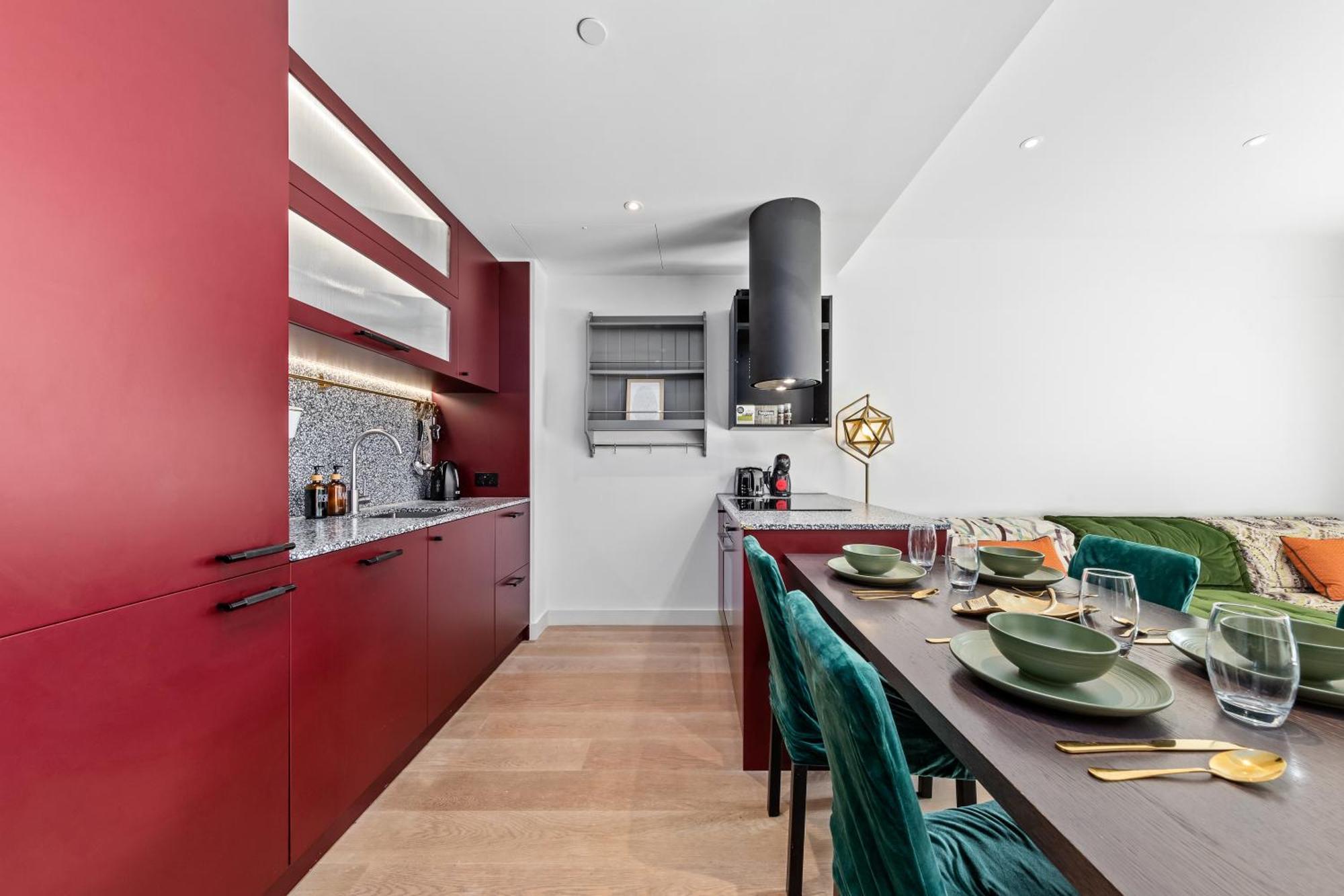 Central London Luxury: Garden View Flat with Balcony Apartment Exterior photo